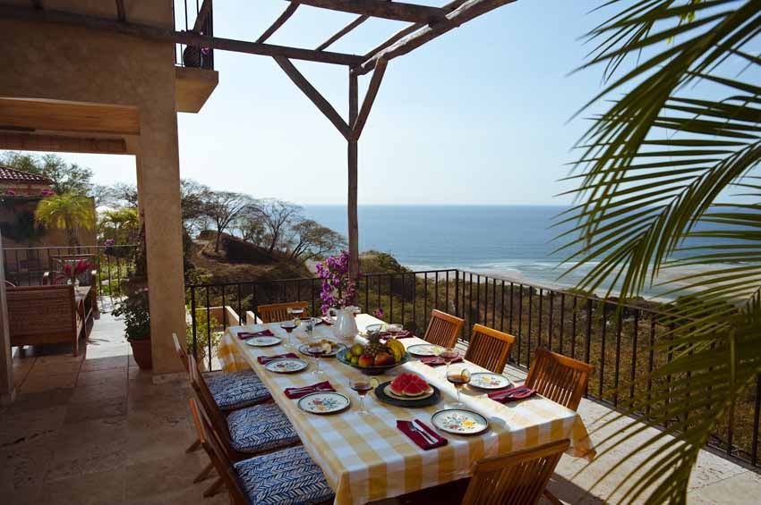 Vacation Rentals vs. Hotels in Costa Rica