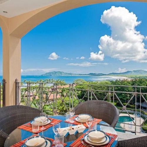 Enjoy breakfast, lunch, and dinner with ocean views.
