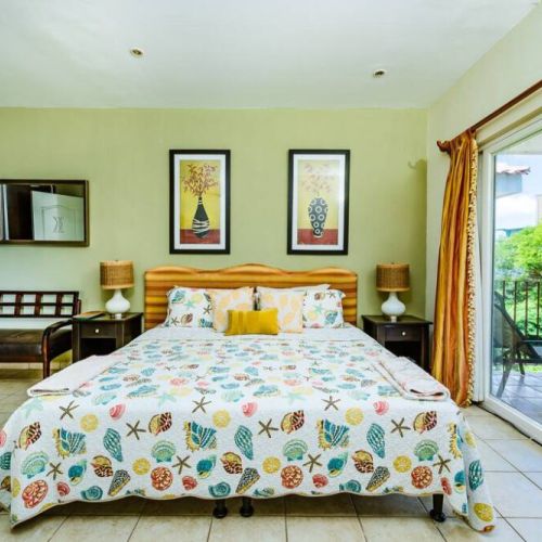 Sleep on a comfortable king bed to rest and keep exploring Tamarindo