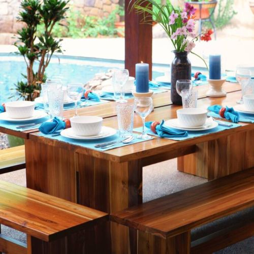 The beautiful hardwood table is perfect to host a nice dinner!