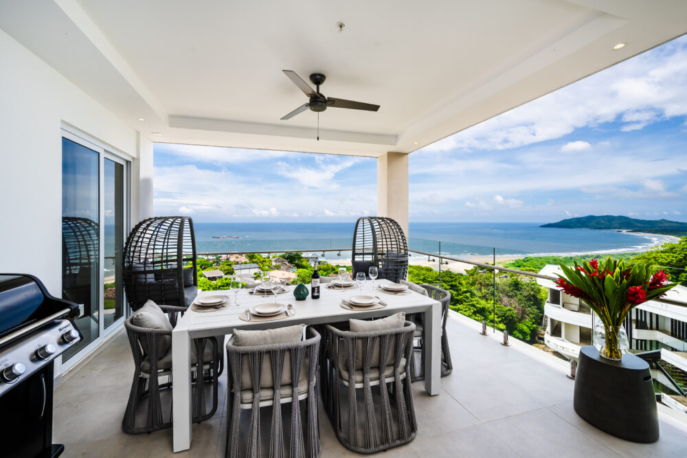 Beautiful Ocean View Condo With Infinity Edge Pool - RPM Vacation Rentals